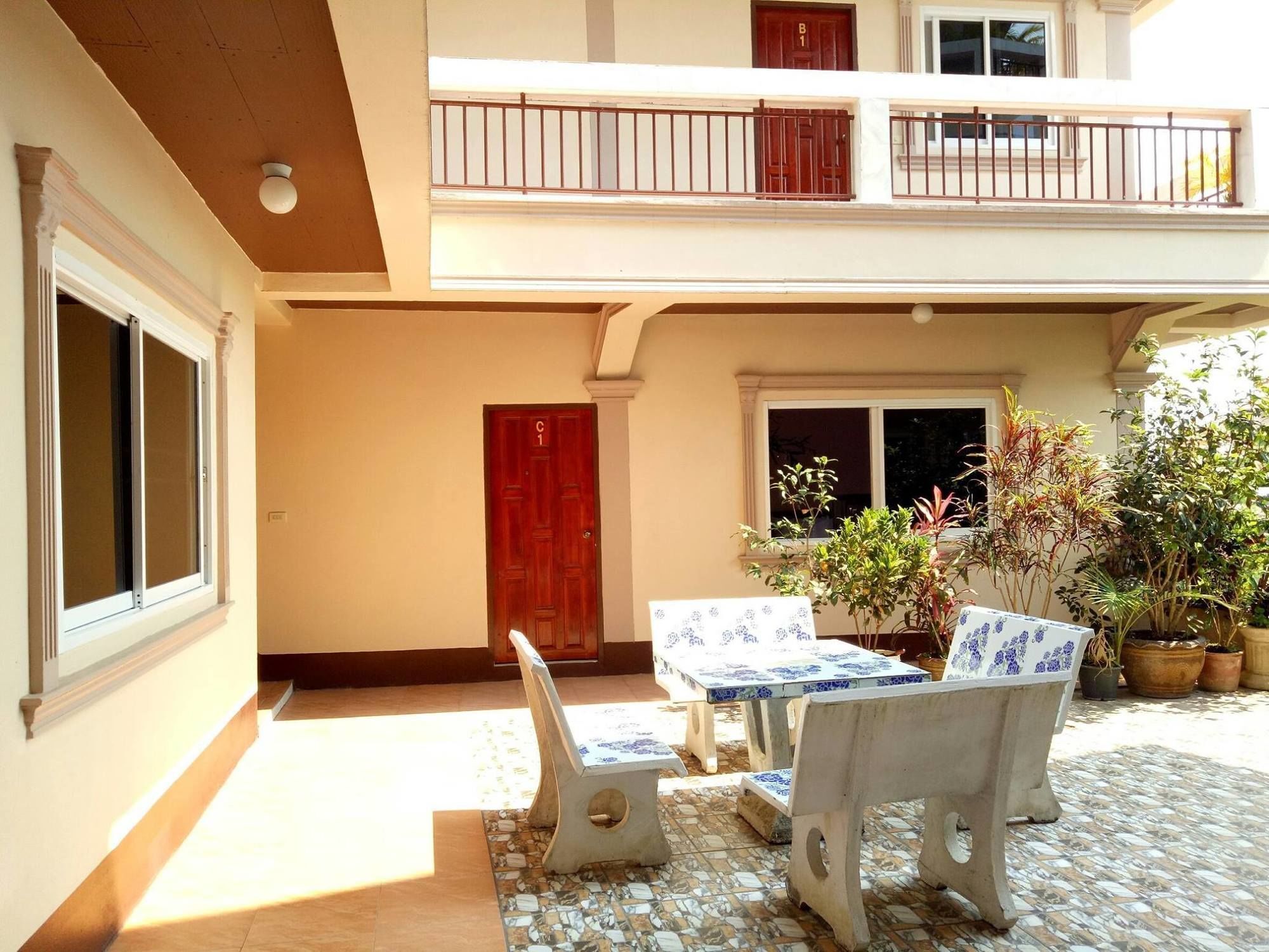 Happy House At Maesalong Hotel Chiang Rai Buitenkant foto