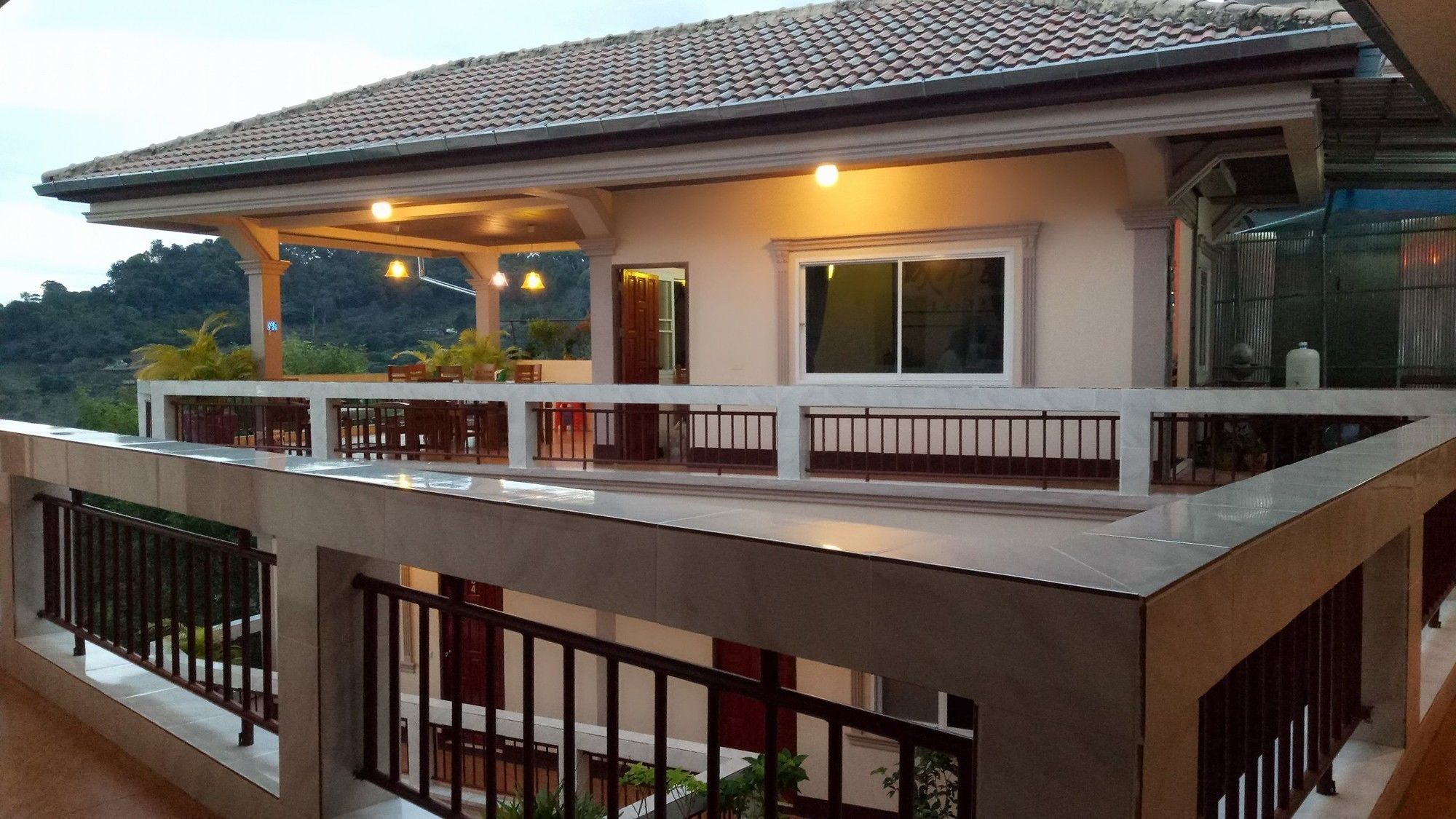 Happy House At Maesalong Hotel Chiang Rai Buitenkant foto